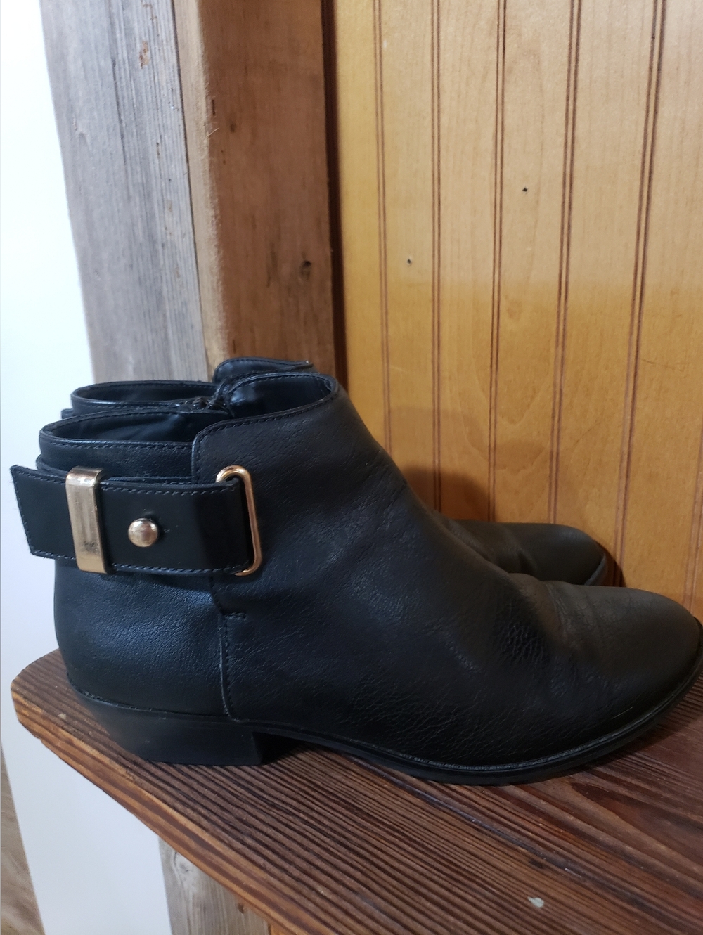 Aldo Black Leather Women Boots Side Zipper Detail Buckle Size 8.5